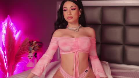 Anna online show from 02/23/25, 11:25