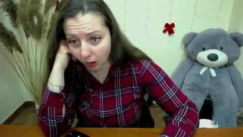 Anna online show from 12/30/24, 07:26