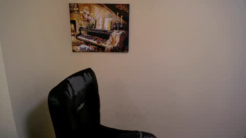 Anna online show from 02/14/25, 08:31