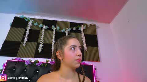 Annie Andrick online show from 07/05/26, 10:11
