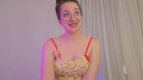 Anna online show from 12/03/25, 09:24