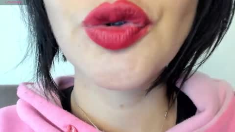 antonia online show from 02/10/25, 08:10