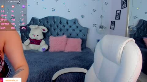 Snapshot of _antonnela_ chatting on 12/20/24, 01:54 antonnela online show from 12/20/24, 01:54