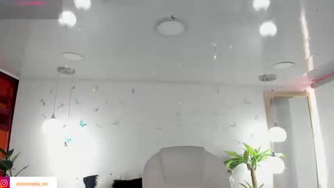 antonnela online show from 03/12/26, 02:23