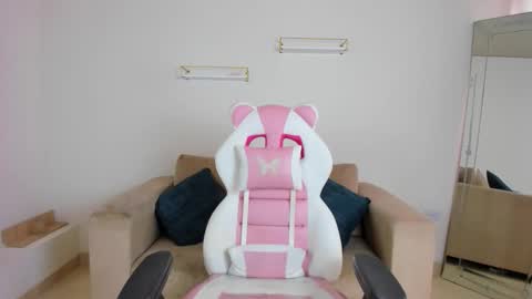    online show from 02/06/26, 12:19