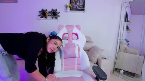    online show from 05/04/26, 12:23