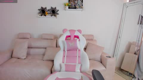    online show from 05/26/26, 12:23