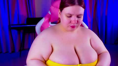 _ariaakashi_ online show from 05/26/26, 04:19