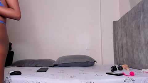 Ariah independent model online show from 07/13/26, 04:59