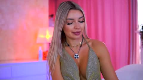 Arielle online show from 11/18/25, 09:36