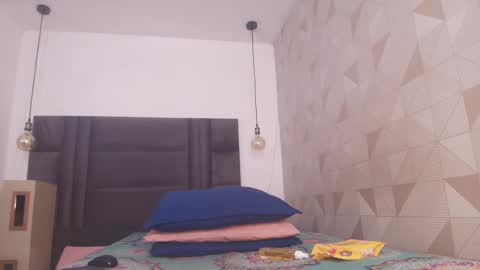 Arlet online show from 02/25/25, 12:03