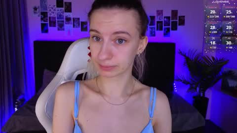 _ash_leyy_ online show from 02/02/26, 01:26