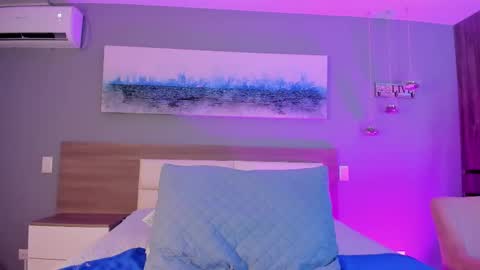 Ashly online show from 10/13/25, 07:36