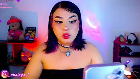 Snapshot of _atalaya_ chatting on 01/05/25, 03:43 independent model atalaya online show from 01/05/25, 03:43