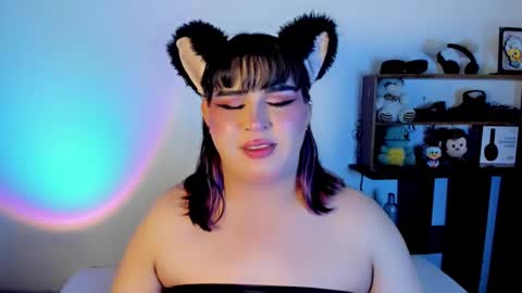 Snapshot of _atalaya_ chatting on 02/23/25, 11:33 independent model atalaya online show from 02/23/25, 11:33