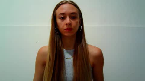 _aurora_sweet online show from 09/16/25, 07:42