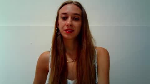 _aurora_sweet online show from 09/20/25, 10:05