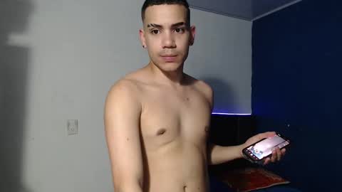 _austinmoon online show from 04/19/26, 03:17