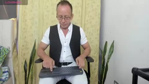 Snapshot of _axelking1_ chatting on 07/06/26, 11:40 Axel online show from 07/06/26, 11:40