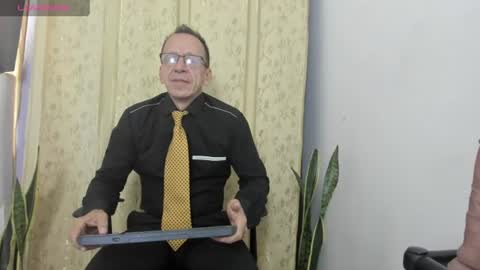 Snapshot of _axelking1_ chatting on 07/10/26, 11:46 Axel online show from 07/10/26, 11:46