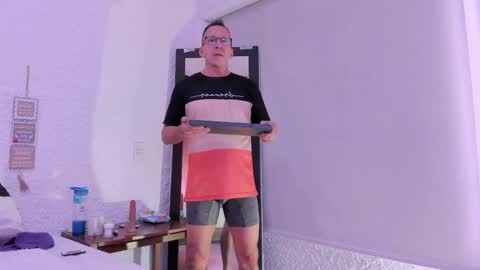 _axelking_ online show from 12/03/25, 11:30