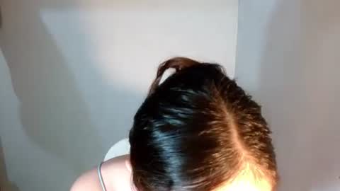 Snapshot of _ayesha19 chatting on 10/23/25, 09:19 yesha3 online show from 10/23/25, 09:19