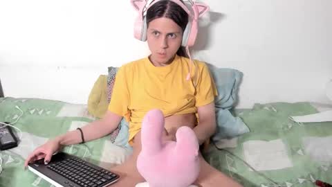 _baby_vi online show from 02/27/26, 01:49