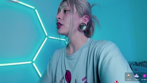 Lunita  online show from 12/31/24, 07:42