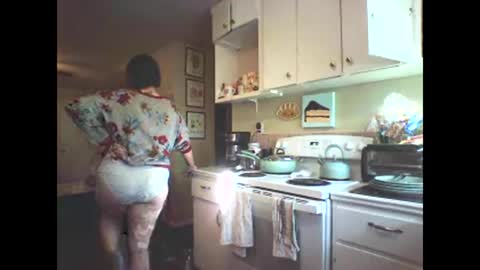 Snapshot of _big_tits_mcgee chatting on 01/31/25, 09:37 Big Tits McGee online show from 01/31/25, 09:37