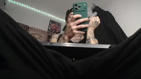 Snapshot of _blackshadow__ chatting on 02/16/26, 07:43 SHADOW online show from 02/16/26, 07:43