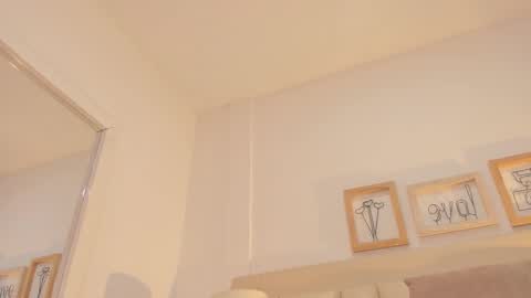 Brenda  online show from 09/17/25, 07:48