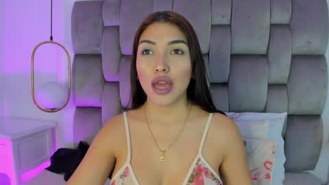 Snapshot of _brenda_becker chatting on 05/16/26, 02:05 Brenda online show from 05/16/26, 02:05