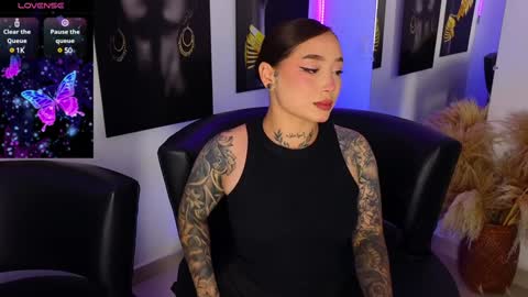 Brenna online show from 02/07/25, 07:06