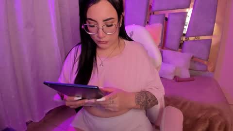 Angie  Independent model online show from 09/29/25, 11:20