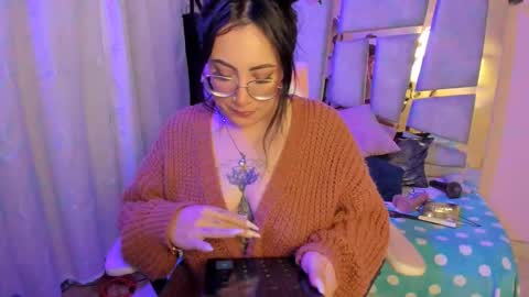 Angie  Independent model online show from 11/16/25, 03:23