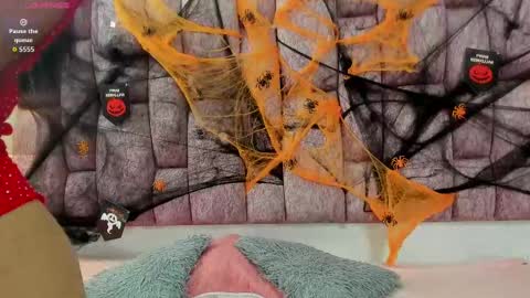 Snapshot of _britanny_collyns_ chatting on 10/24/25, 07:43 BRITANNY online show from 10/24/25, 07:43