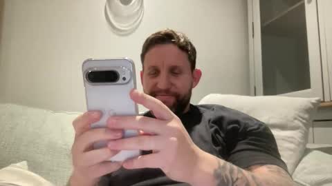 Snapshot of _british_hung_ chatting on 10/16/25, 12:28 UK BigThick Cock online show from 10/16/25, 12:28