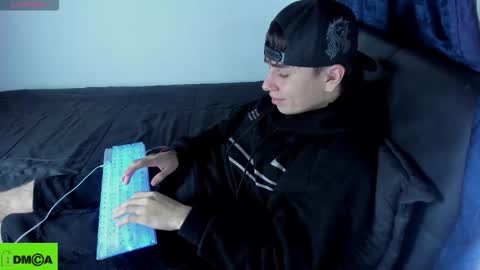 FELIPE CAMACHO    dont forget to support me with a little hand up online show from 01/18/26, 09:46