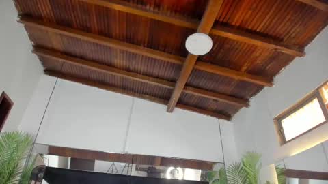 Candy online show from 09/12/25, 06:08