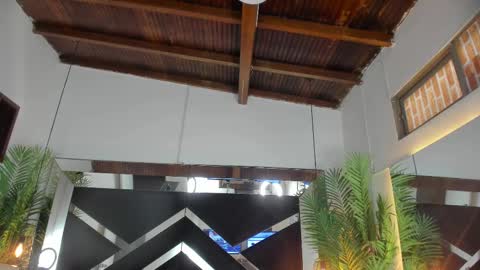 Candy online show from 10/17/25, 06:21