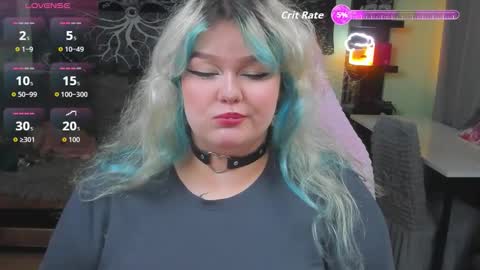 Snapshot of _candym1lky_ chatting on 11/11/25, 06:46 _candym1lky_ online show from 11/11/25, 06:46