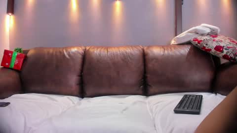 Shatta  Sara online show from 12/02/24, 01:13