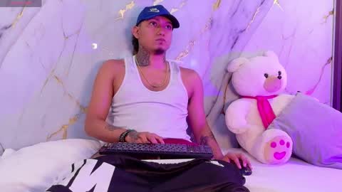 Shatta  Sara online show from 05/25/26, 02:56