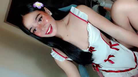 Kate flores online show from 05/31/26, 04:03