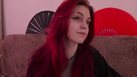 Caroline online show from 04/22/26, 12:07