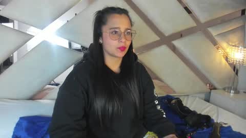 Caroline Sweet online show from 01/23/25, 06:28