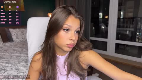 Snapshot of _catchmeifyoucan chatting on 01/13/25, 06:59 Angela online show from 01/13/25, 06:59