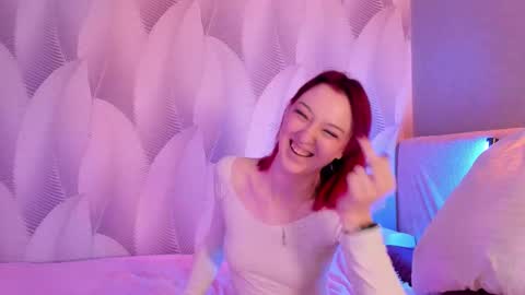 Christina Chris online show from 03/09/25, 05:33