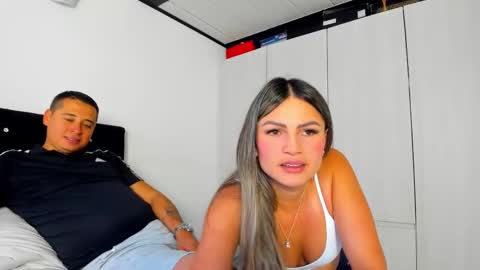 Snapshot of _cereza_ chatting on 02/11/25, 08:20 Bella online show from 02/11/25, 08:20