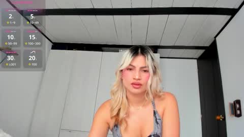 Snapshot of _cereza_ chatting on 02/14/26, 09:00 Bella online show from 02/14/26, 09:00